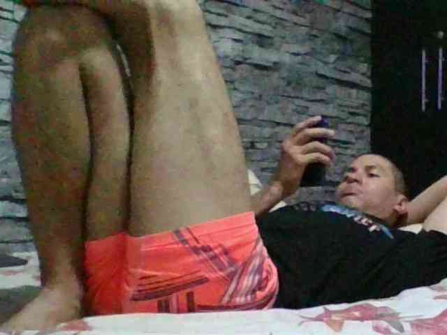 Sexylatin64