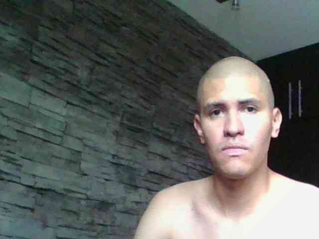 Sexylatin64