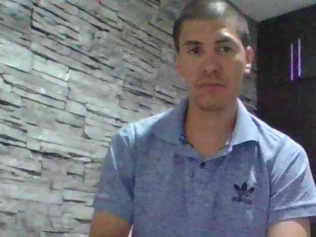 Sexylatin64