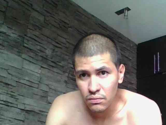 Sexylatin64