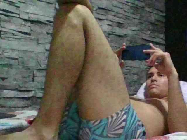 Sexylatin64