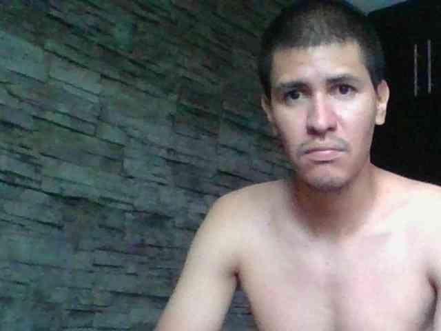 Sexylatin64