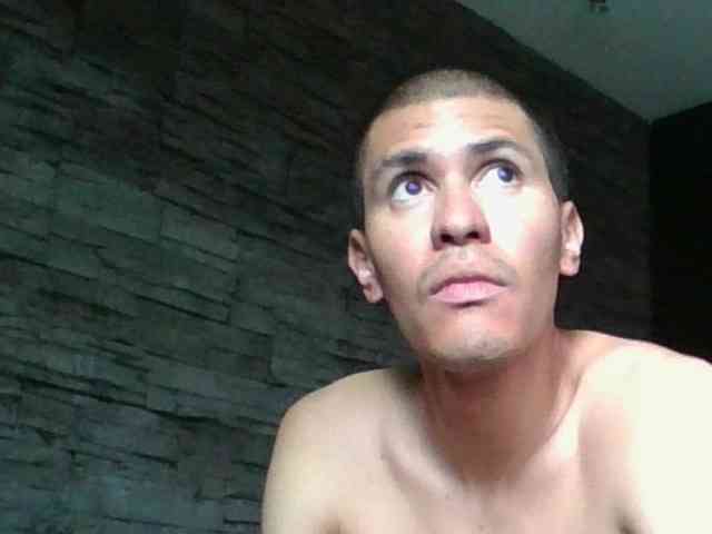 Sexylatin64