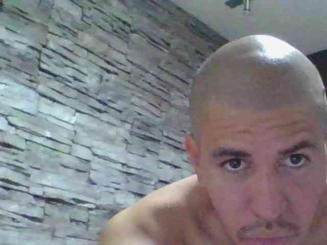 Sexylatin64