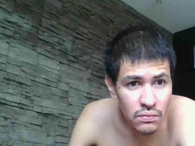 Sexylatin64