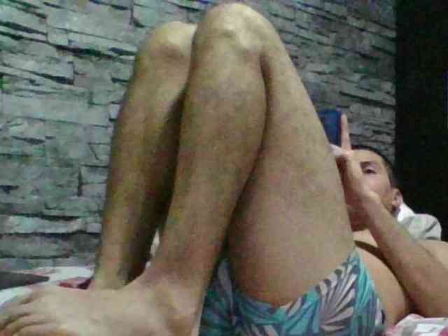 Sexylatin64
