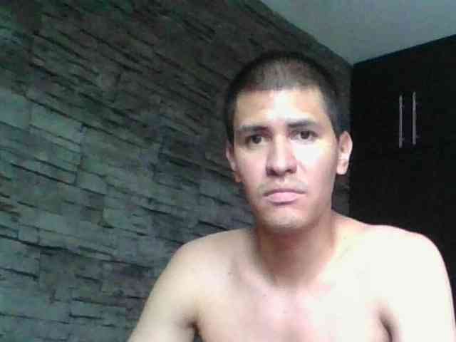 Sexylatin64