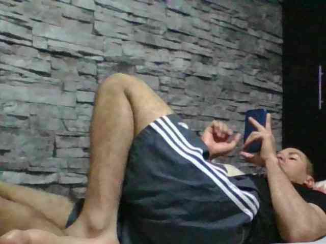 Sexylatin64