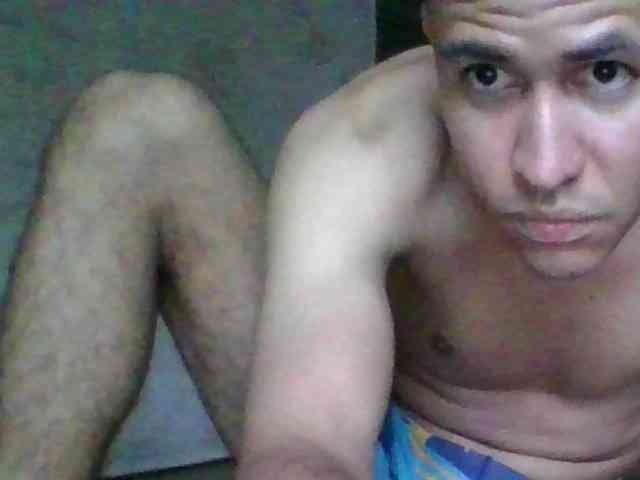 Sexylatin64