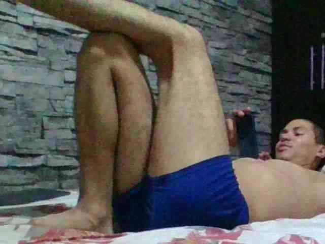 Sexylatin64