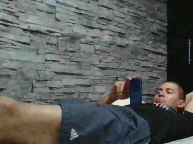 Sexylatin64