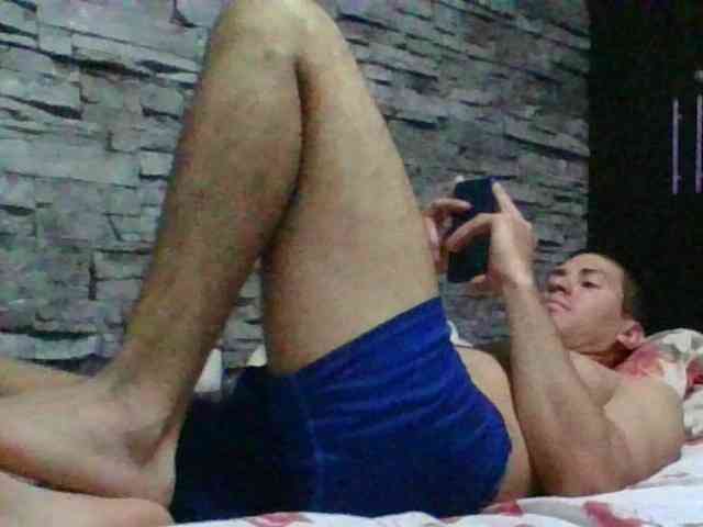 Sexylatin64
