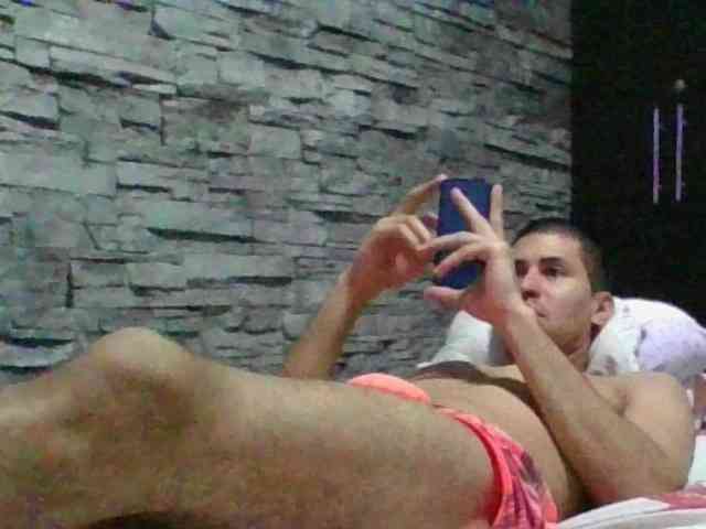 Sexylatin64