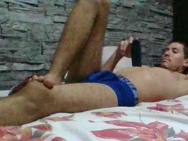 Sexylatin64