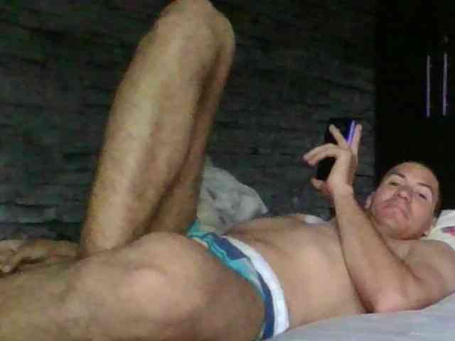 Sexylatin64