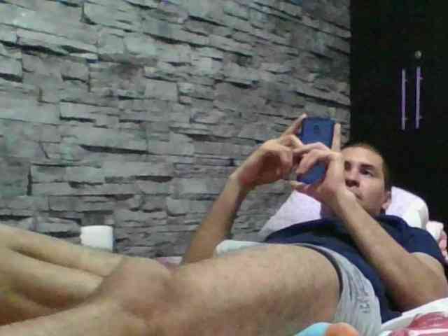 Sexylatin64