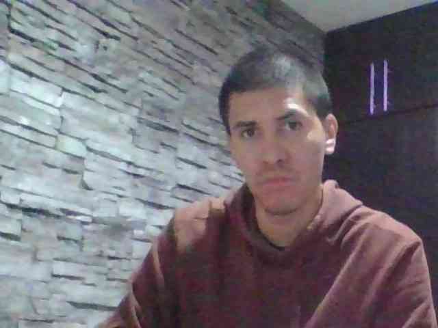 Sexylatin64