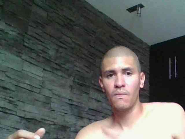 Sexylatin64