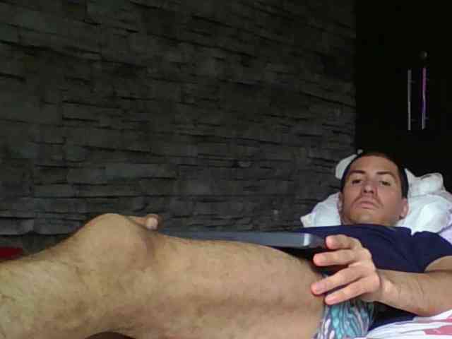 Sexylatin64