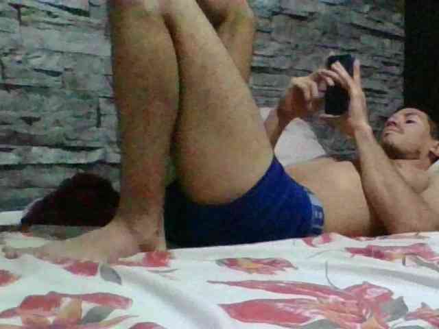 Sexylatin64