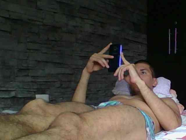 Sexylatin64