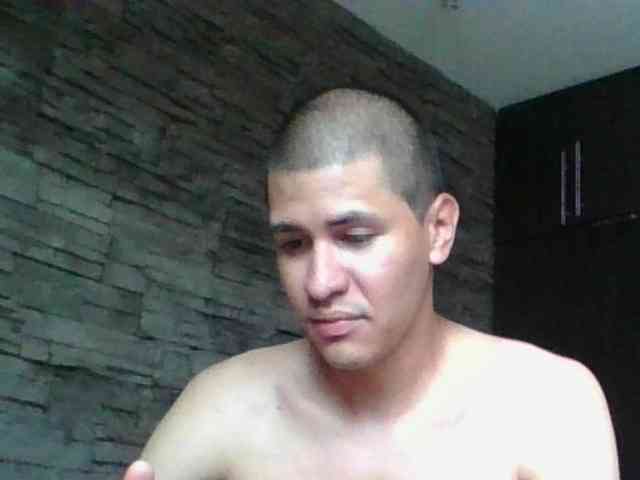 Sexylatin64
