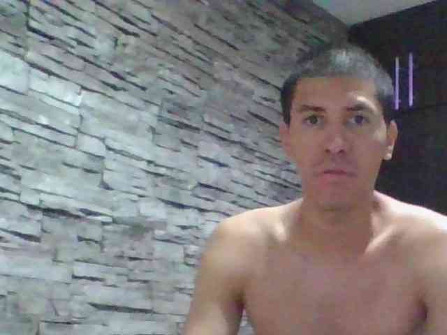 Sexylatin64