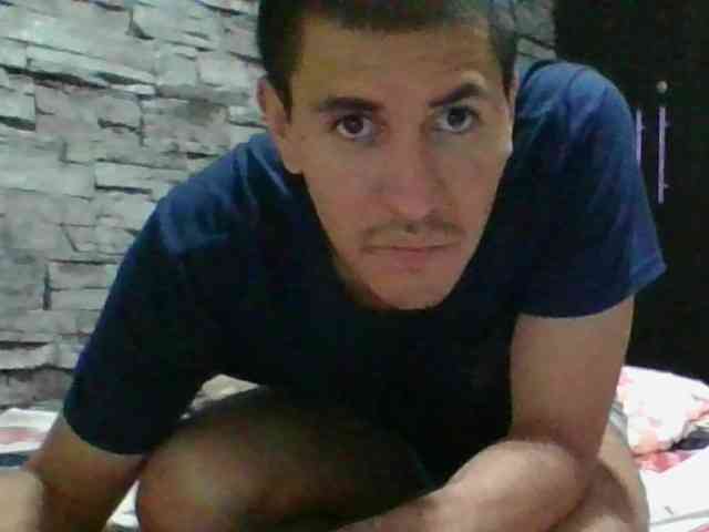 Sexylatin64