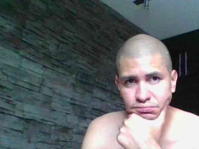 Sexylatin64