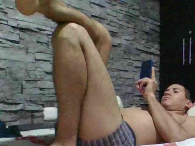 Sexylatin64