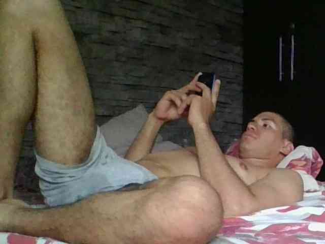 Sexylatin64