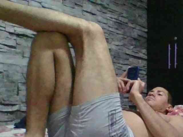 Sexylatin64