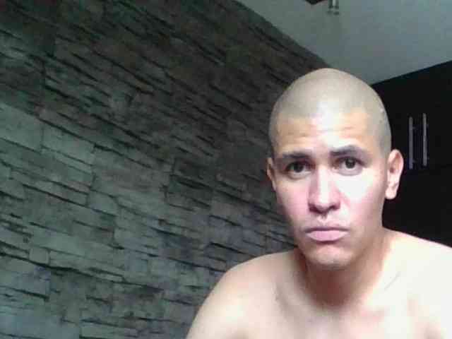 Sexylatin64