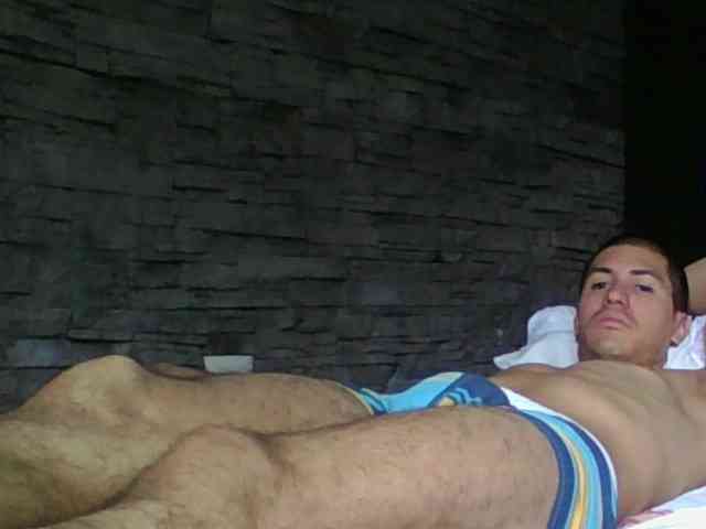 Sexylatin64