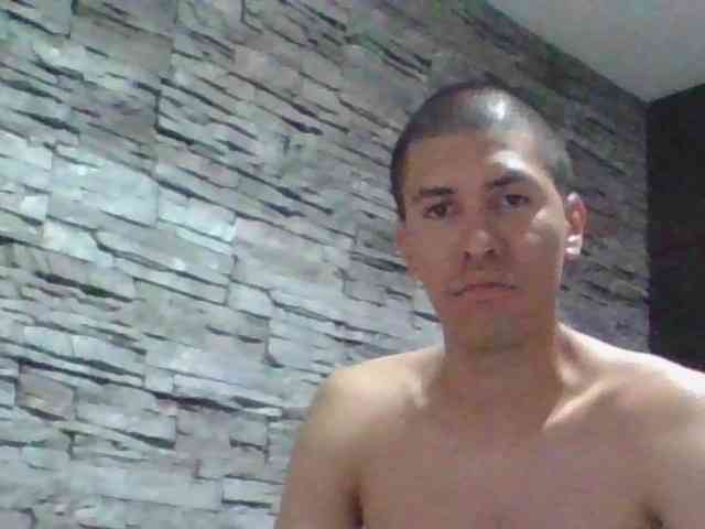 Sexylatin64