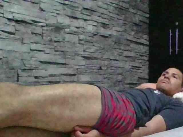 Sexylatin64