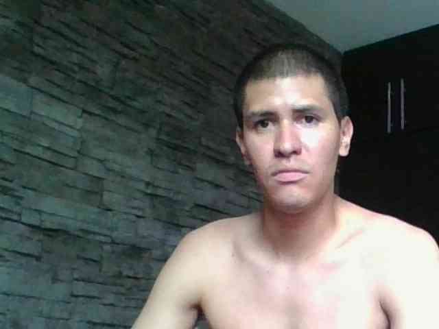 Sexylatin64