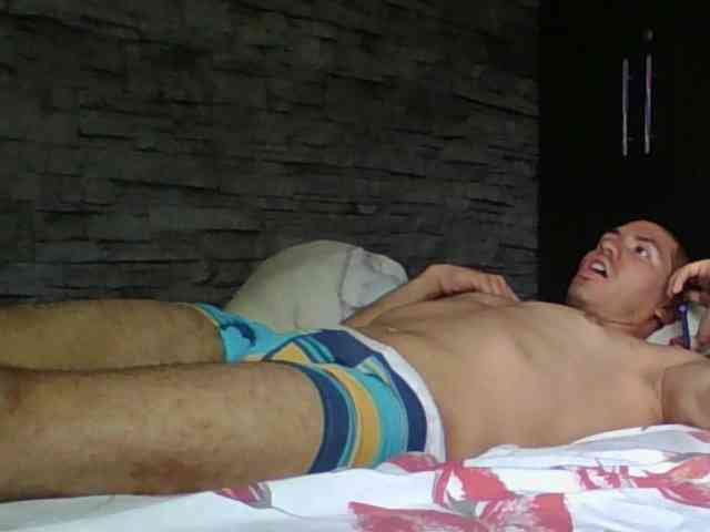 Sexylatin64