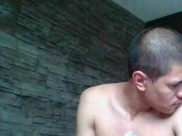 Sexylatin64