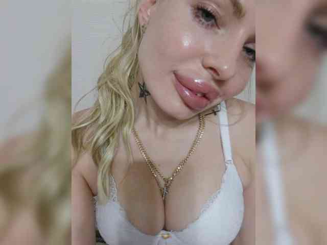 Djesikaa Live Webcam on BongaCams
