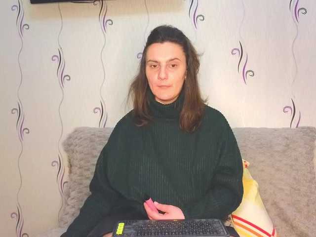 JaimeFoxy's BongaCams show and profile