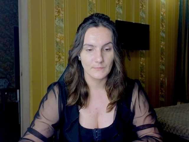 JaimeFoxy, live now on BongaCams