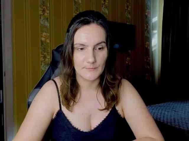 Secret_Smile webcam