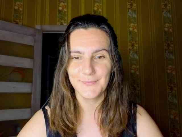 Secret_Smile webcam