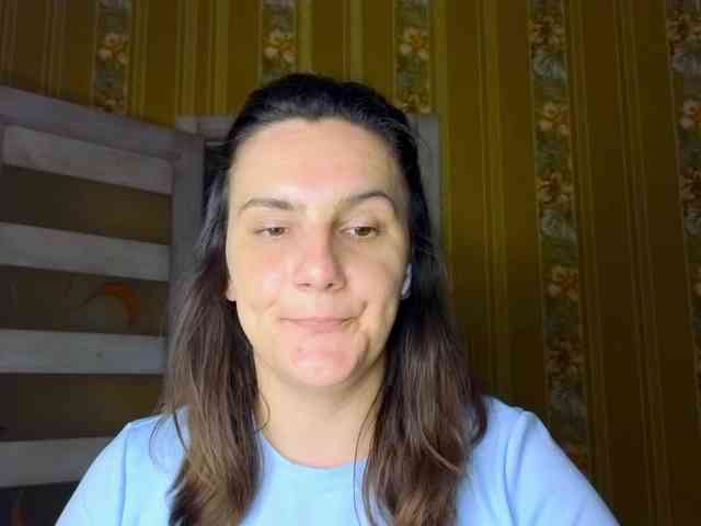 Secret_Smile webcam