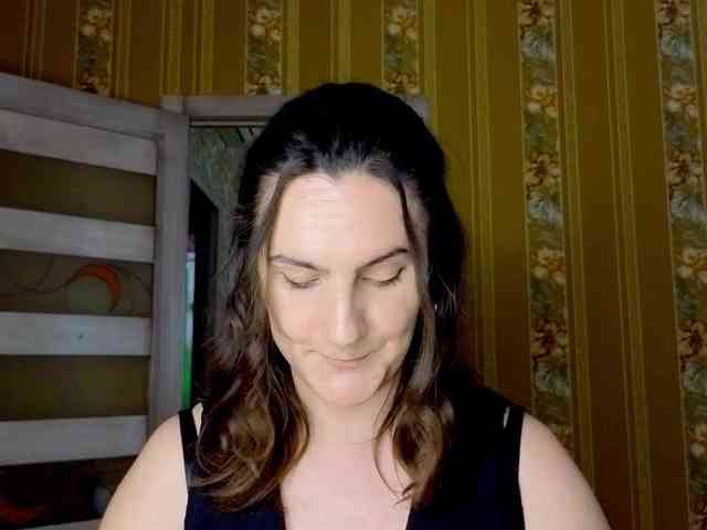 Secret_Smile webcam