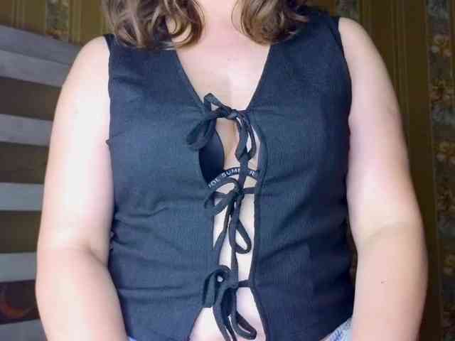 Secret_Smile webcam