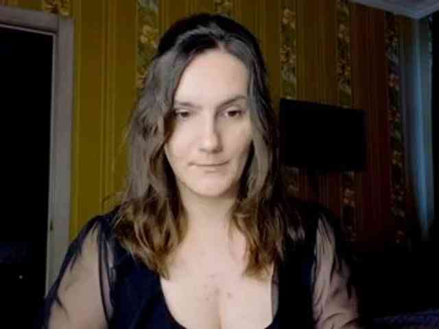 Secret_Smile webcam
