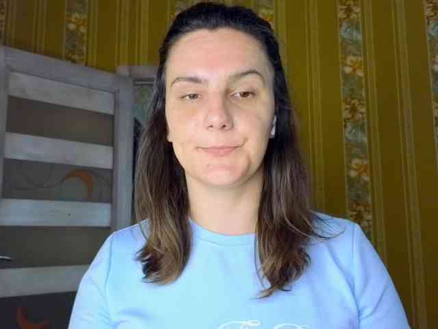 Secret_Smile webcam