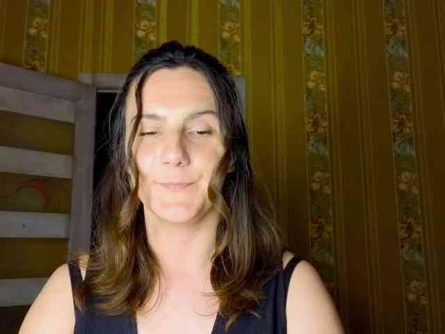 Secret_Smile webcam